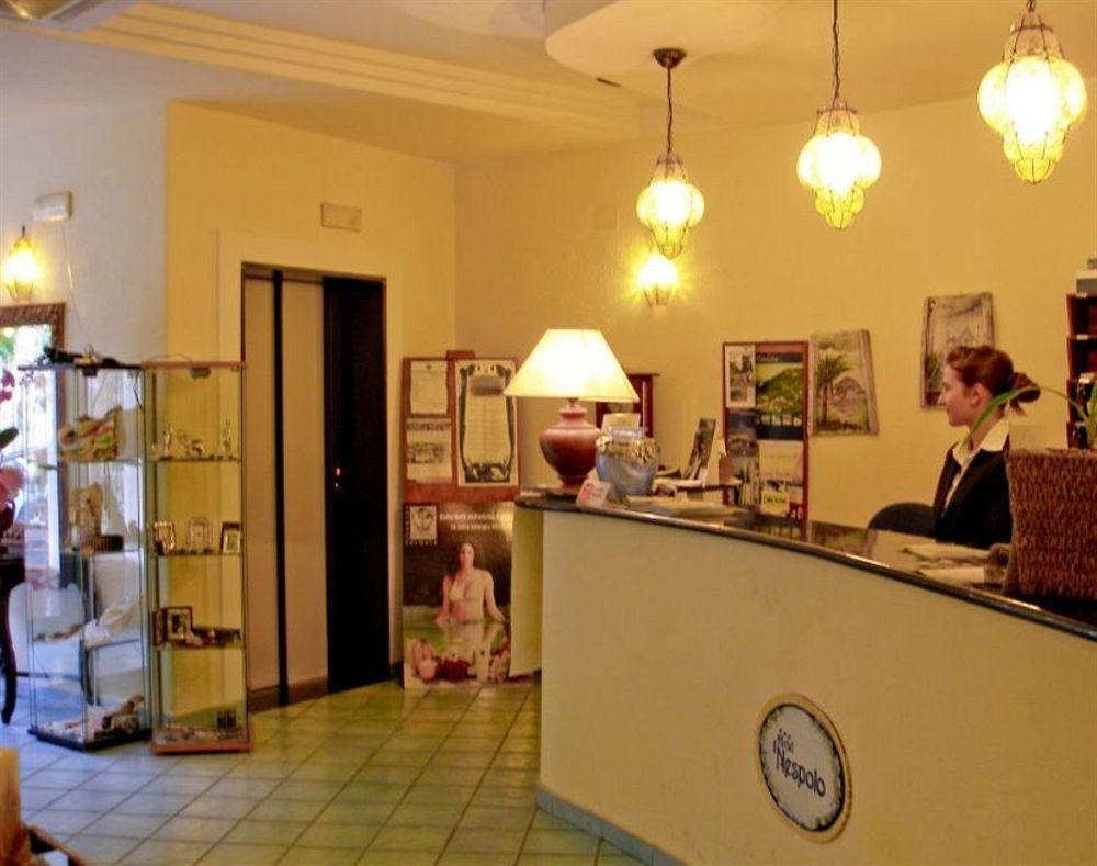 Hotel Il Nespolo Казамиччола-Терме Экстерьер фото